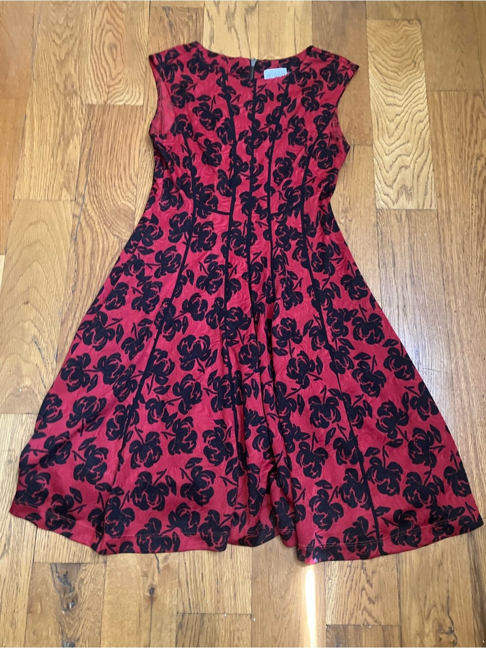 J. Taylor Dress Size 8 Sleeveless Midi Red Rose Textured Ruffled Used